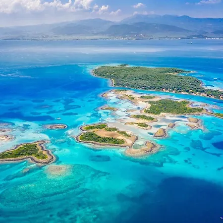 Magical View, Asproneri, *