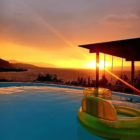 Magical View, Asproneri, Kamena Vourla