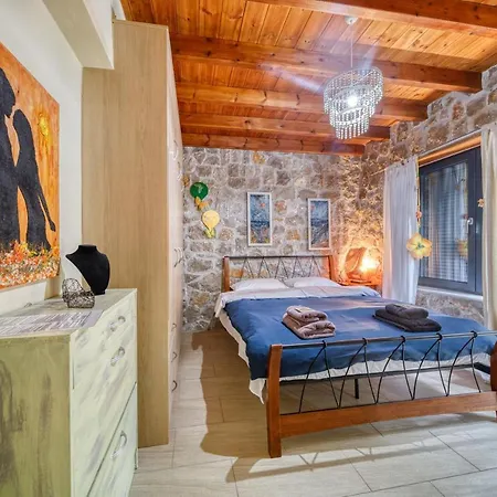 Magical View, Asproneri, Appartement Kamena Vourla