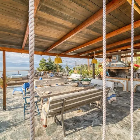 Magical View, Asproneri, *