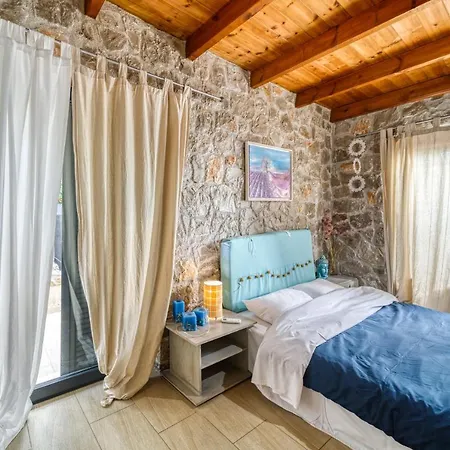 Magical View, Asproneri, Appartement Kamena Vourla